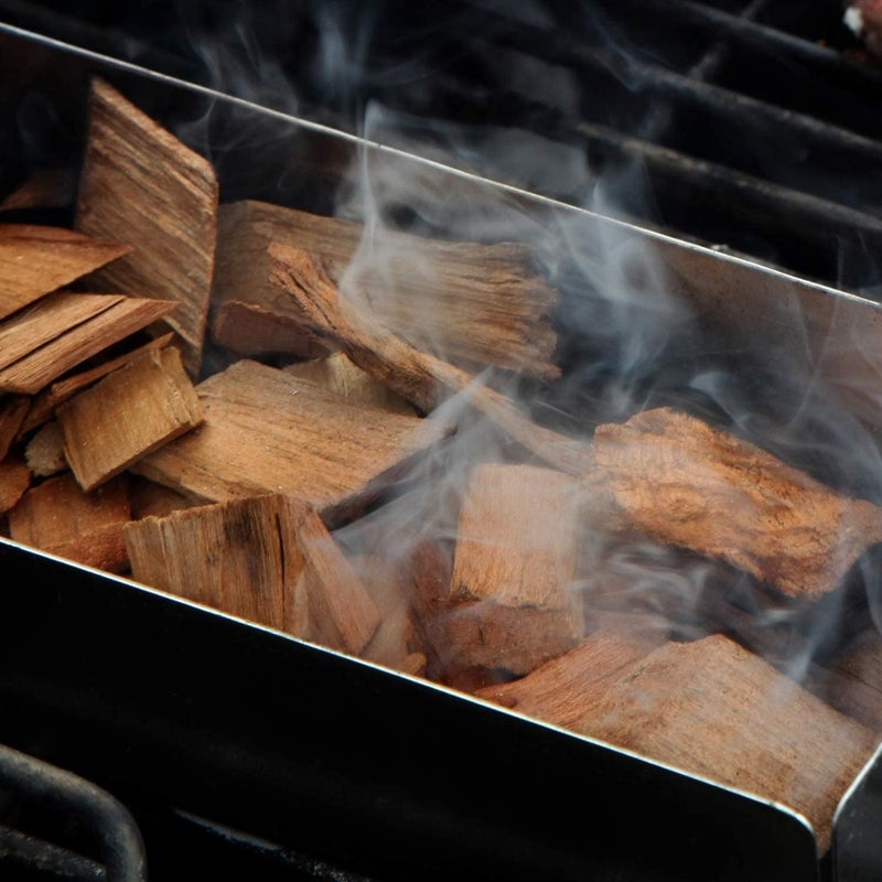 Jack Daniel's Wood Smoking Chips - 2.94 Liters of Authentic Oak Chips from Whiskey Barrels - Image 4